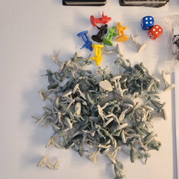 Twilight Creations Zombies Board Game - Picture 7 of 9